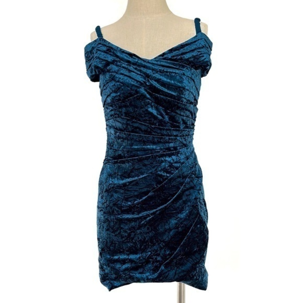 Sherri Hill Teal Crushed Velvet Off Shoulder Cocktail Dress 51402 Size 6